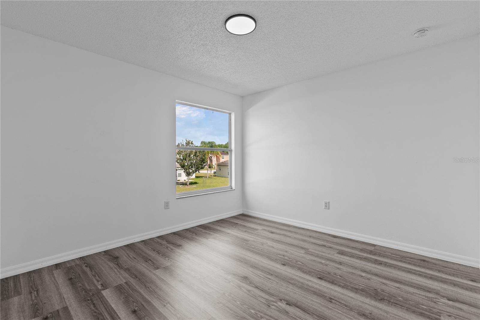 BANYAN COVE AT CYPRESS WOODS - Residential