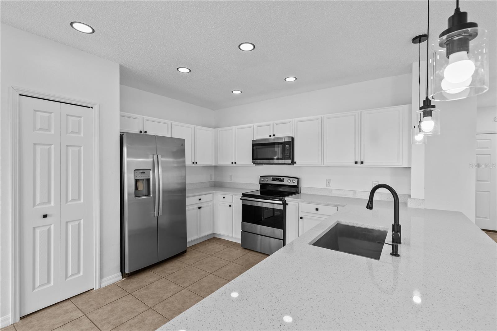 BANYAN COVE AT CYPRESS WOODS - Residential