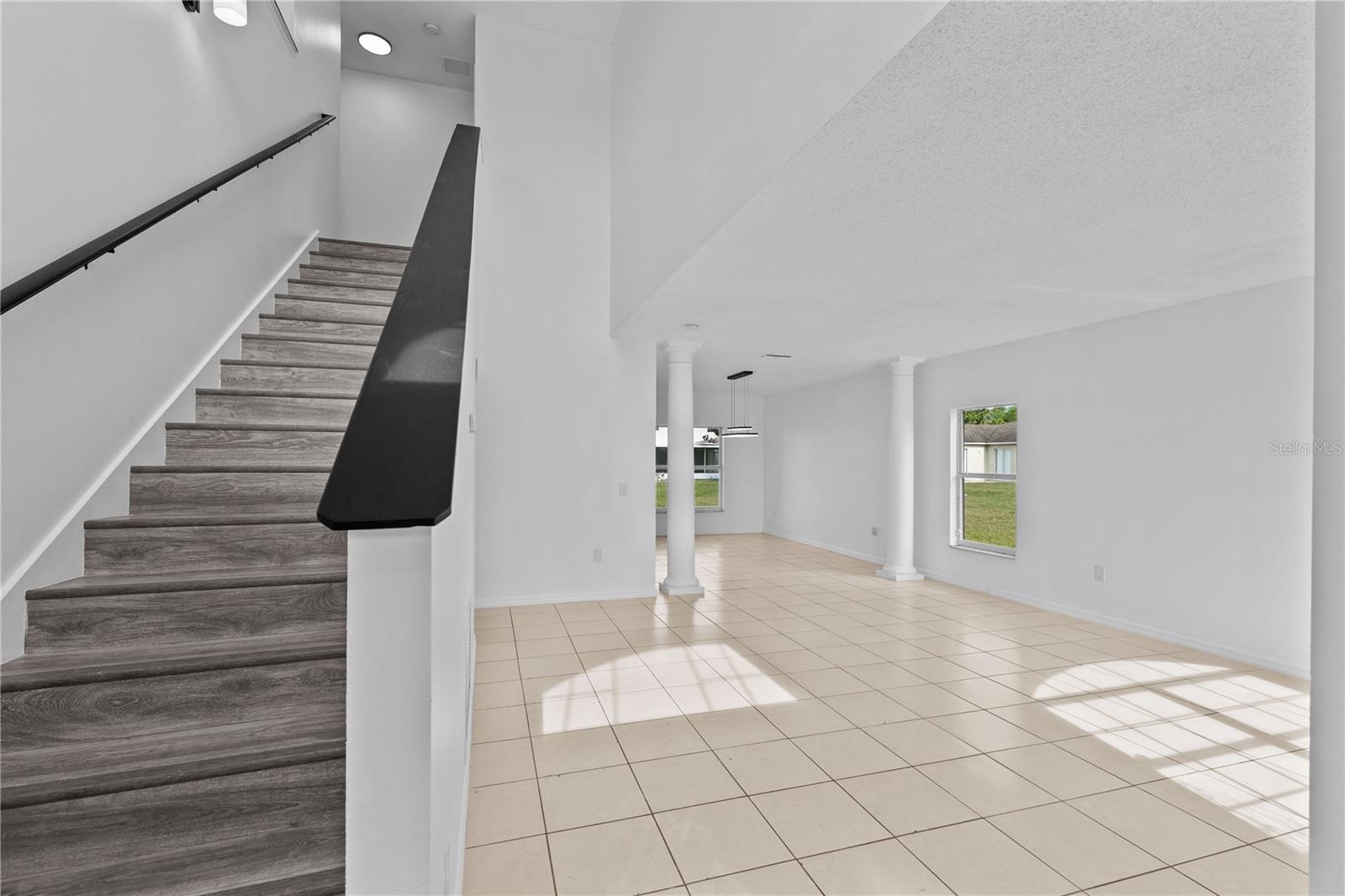 BANYAN COVE AT CYPRESS WOODS - Residential