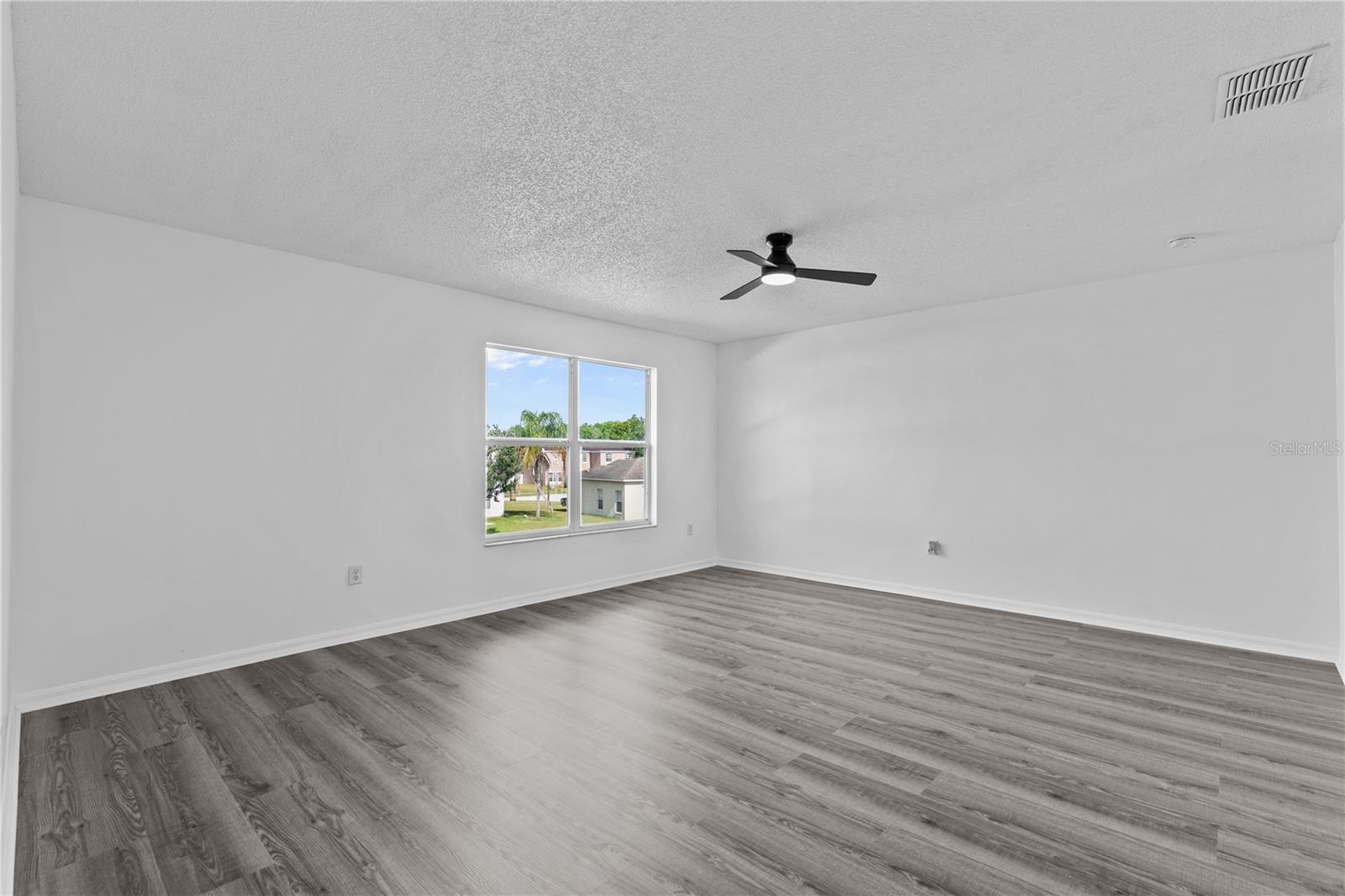 BANYAN COVE AT CYPRESS WOODS - Residential