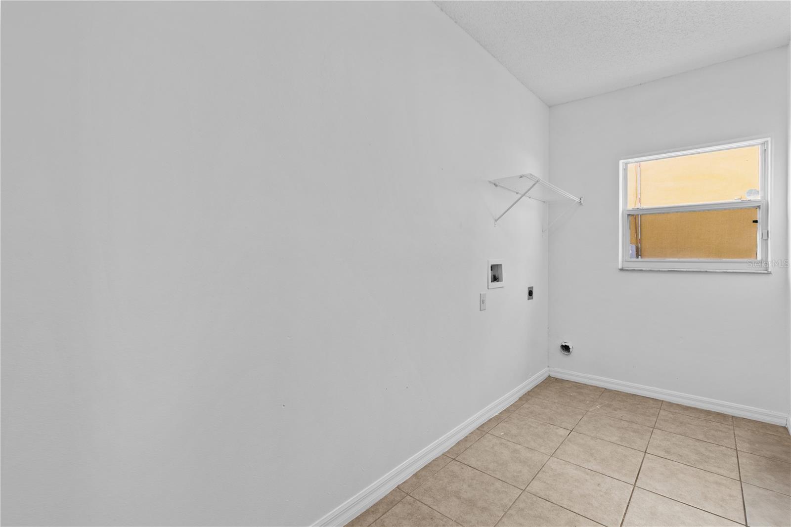 BANYAN COVE AT CYPRESS WOODS - Residential