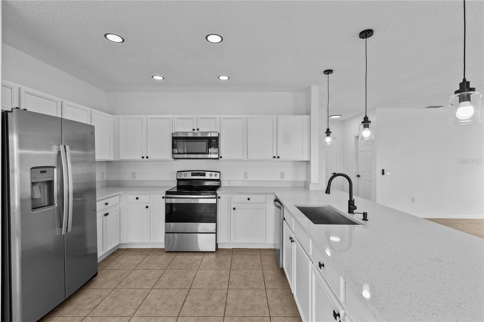 BANYAN COVE AT CYPRESS WOODS - Residential