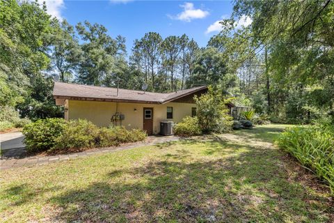 A home in DUNNELLON