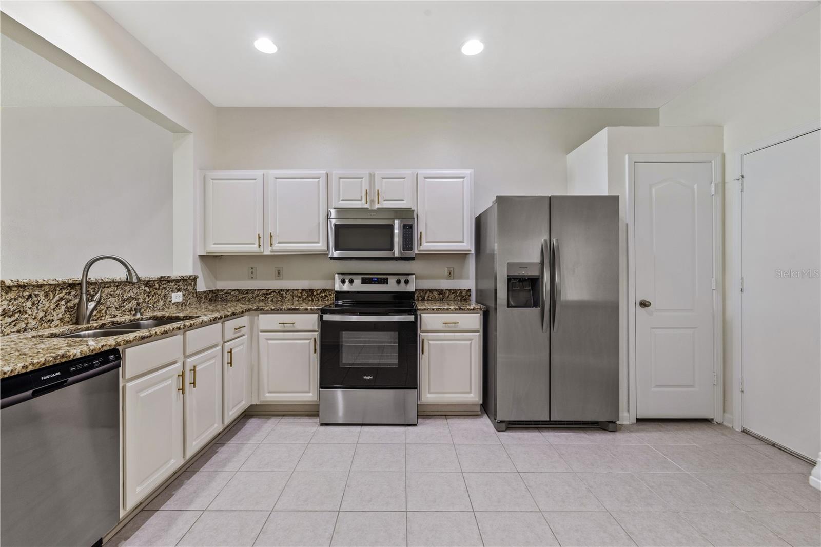 SOLANA BAY - Residential