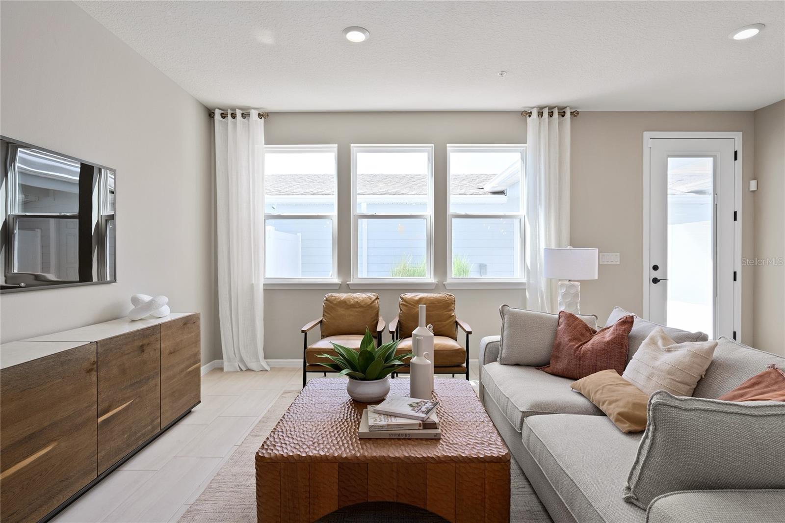 PARKSIDE TRAILS - Residential