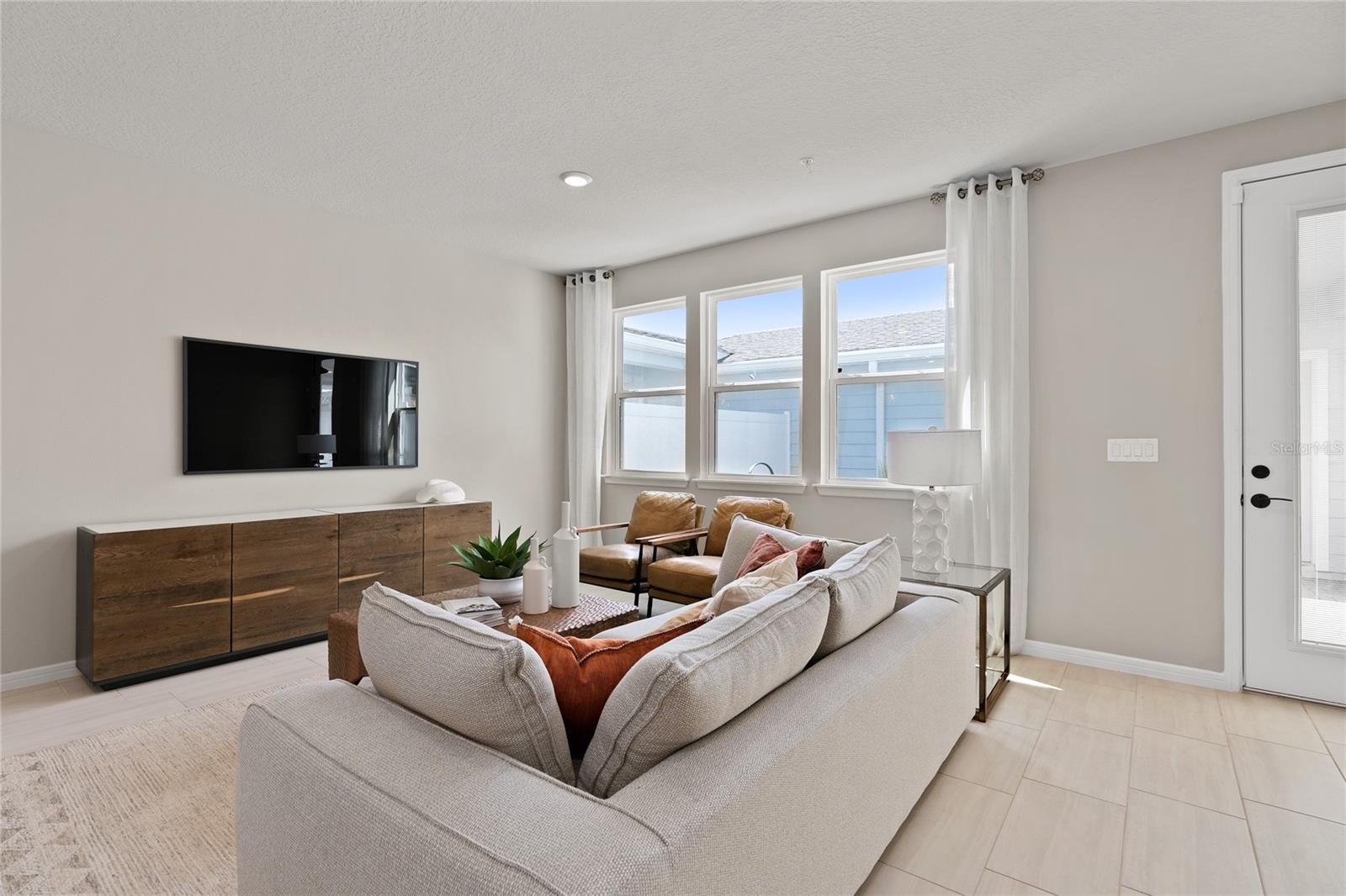 PARKSIDE TRAILS - Residential