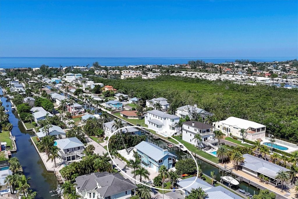 Photo of 825 Tarawitt Drive, Longboat Key, FL 34228 (MLS # A4684674)