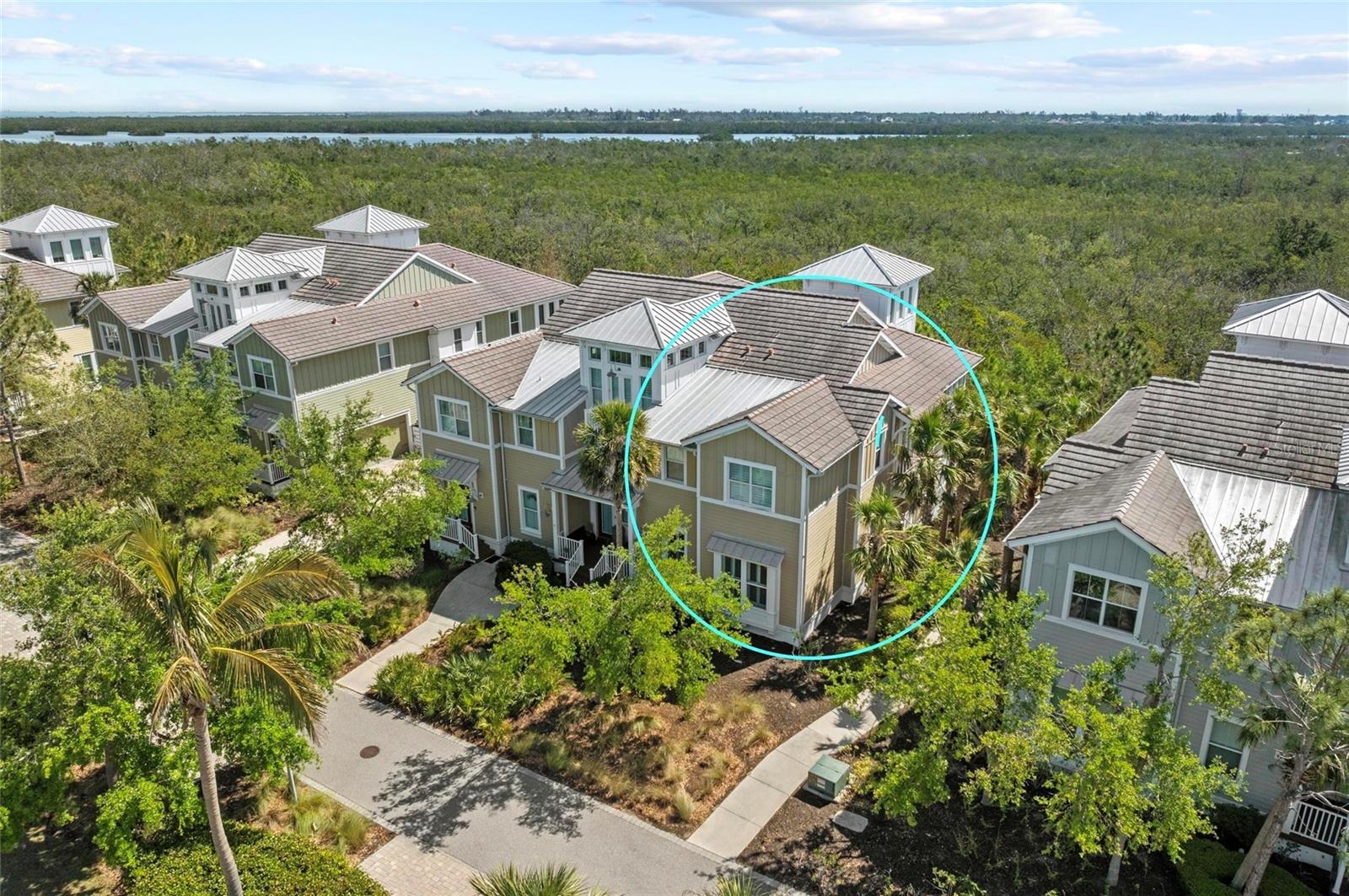 MANGROVE WALK ON HARBOUR ISLE PH 28 - Residential