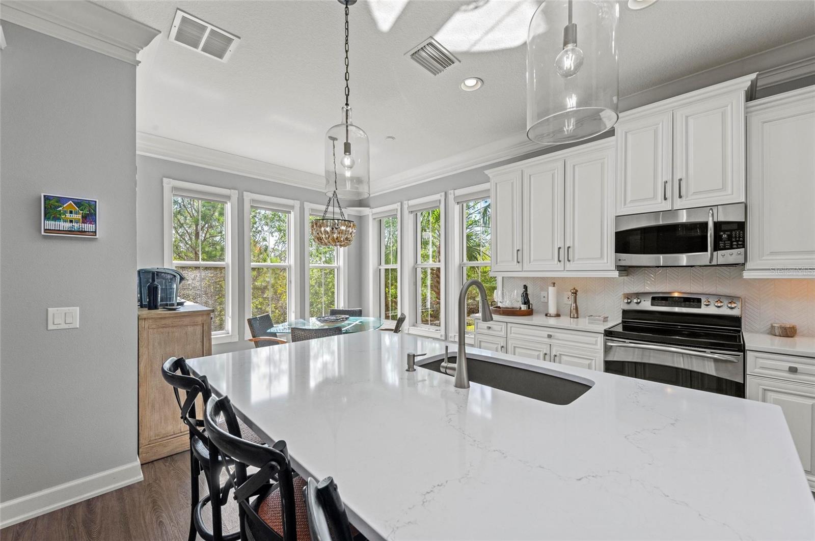 MANGROVE WALK ON HARBOUR ISLE PH 28 - Residential