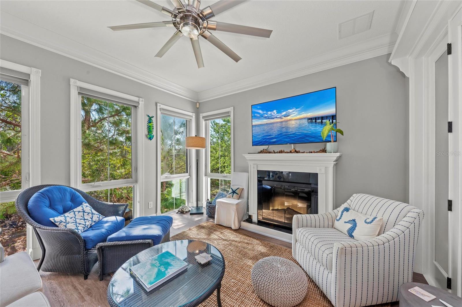 MANGROVE WALK ON HARBOUR ISLE PH 28 - Residential