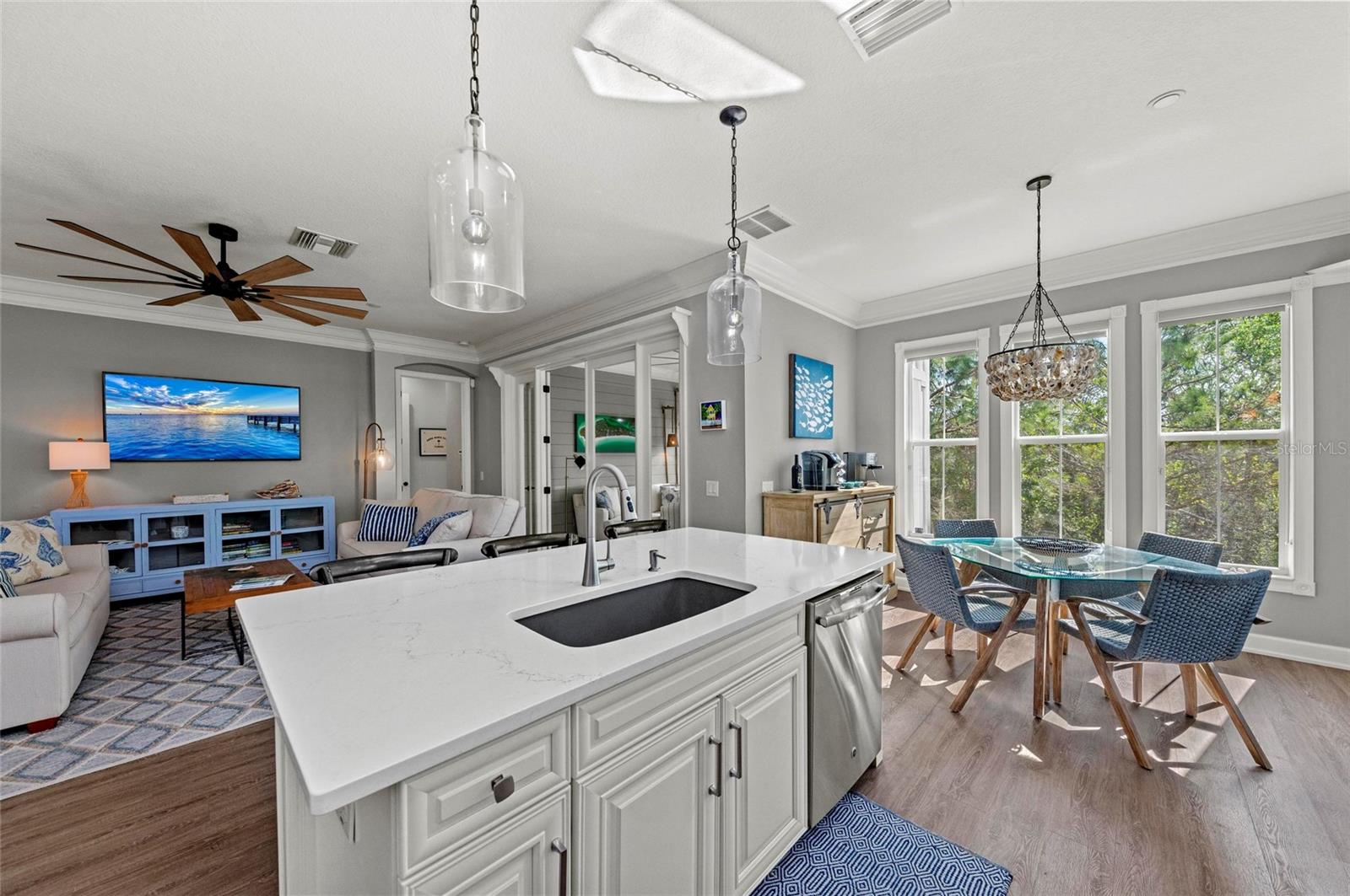 MANGROVE WALK ON HARBOUR ISLE PH 28 - Residential