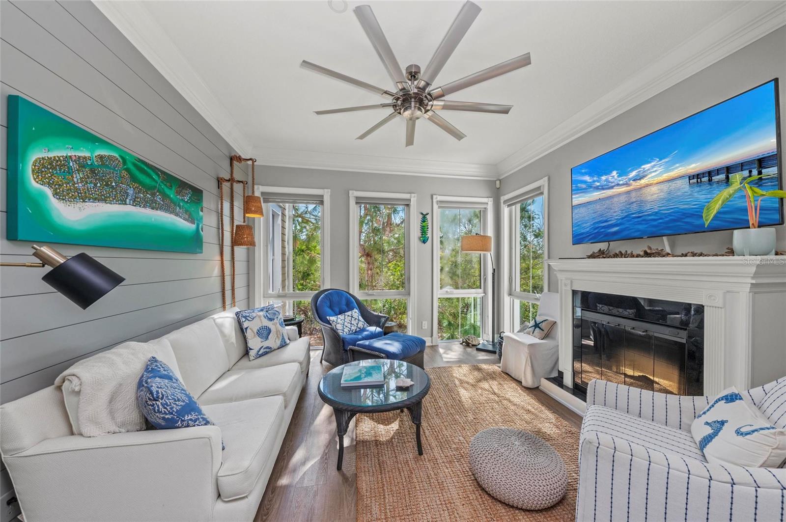 MANGROVE WALK ON HARBOUR ISLE PH 28 - Residential