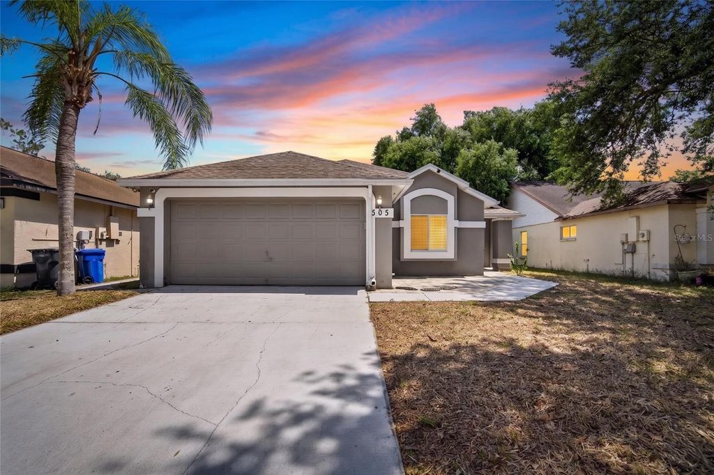 Photo of 305 Sand Ridge Drive, Valrico, FL 33594 (MLS # TB8505135)