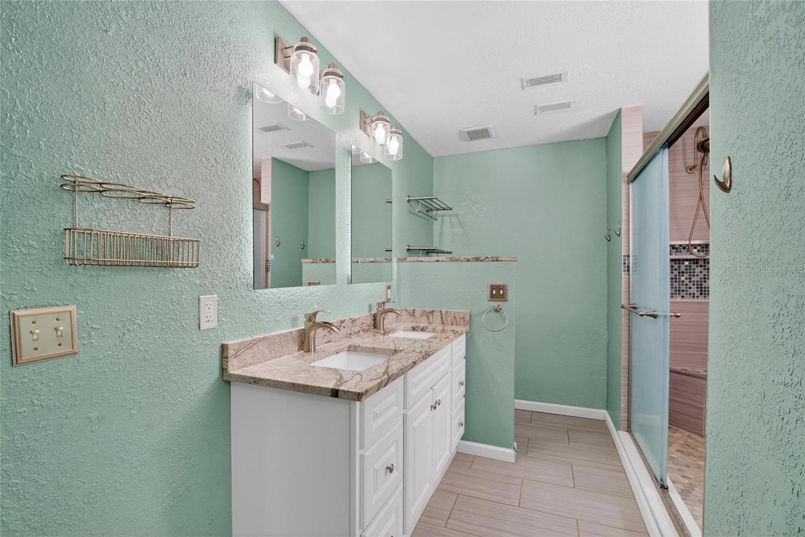 BRENTWOOD HILLS TRCT A UN 1 - Residential