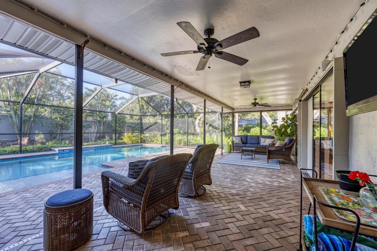 SHERWOOD FOREST - Residential