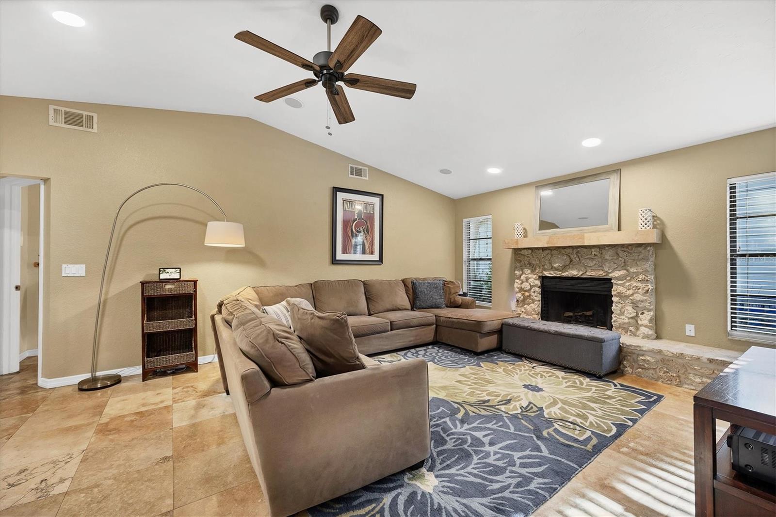 SHERWOOD FOREST - Residential