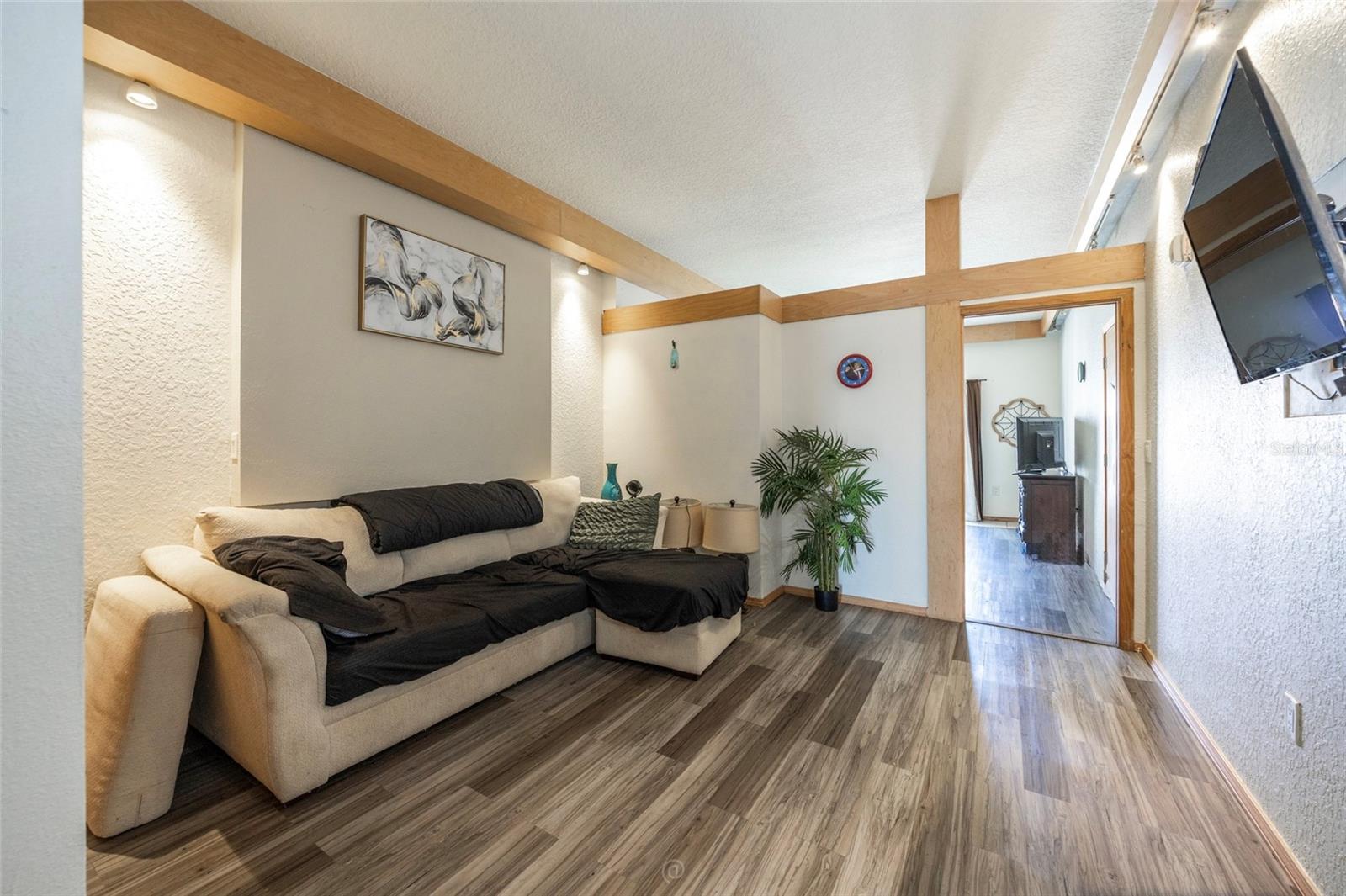 101 PALM HARBOR PARKWAY C333