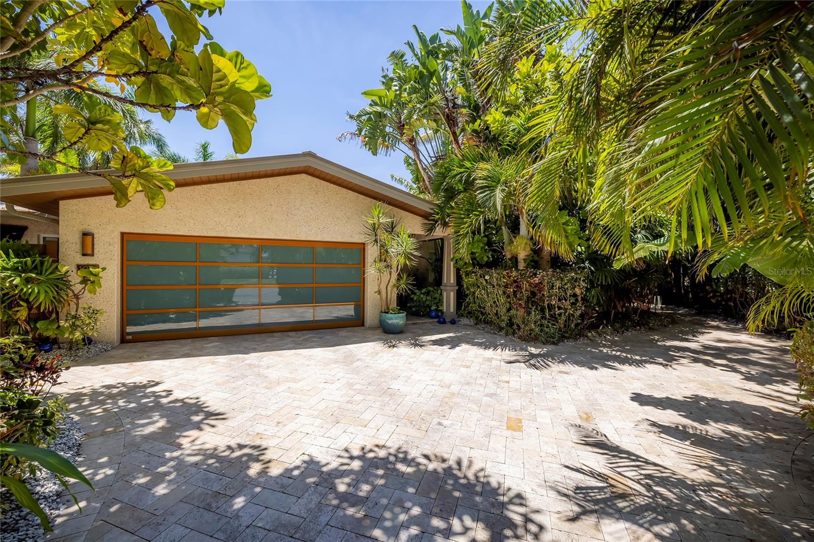 OZONA SHORES 4TH ADD - Residential