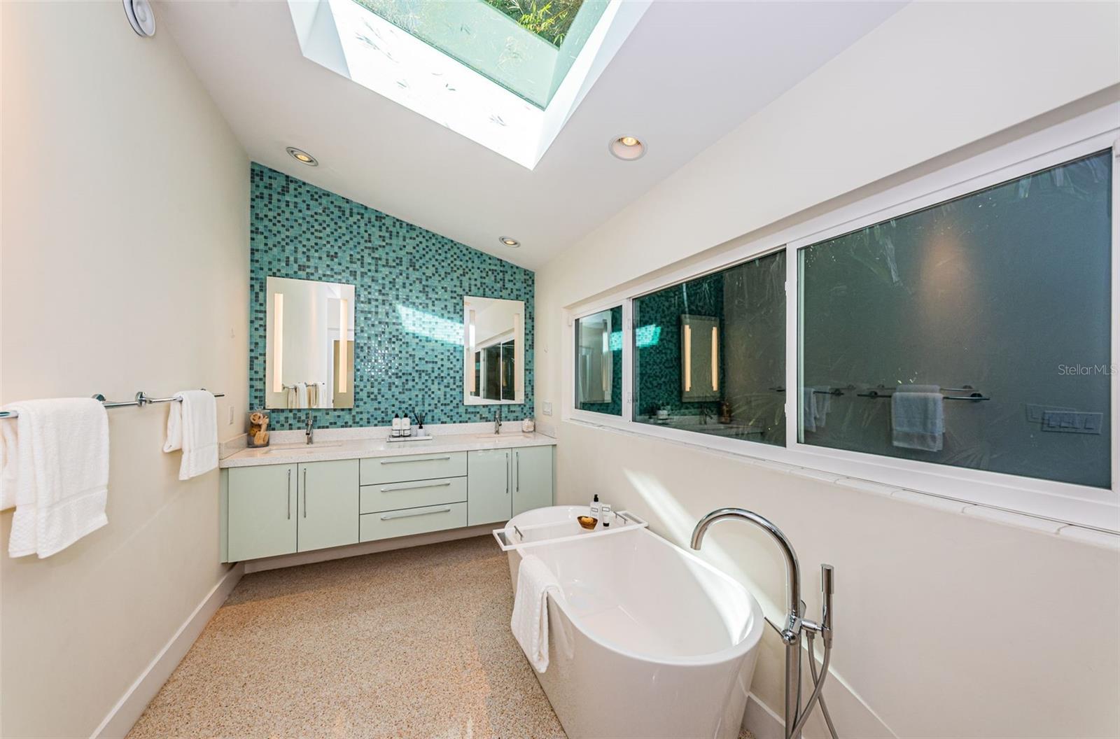 OZONA SHORES 4TH ADD - Residential