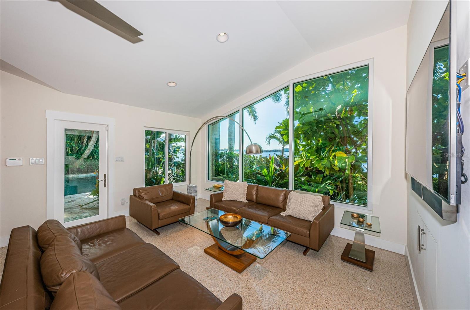 OZONA SHORES 4TH ADD - Residential