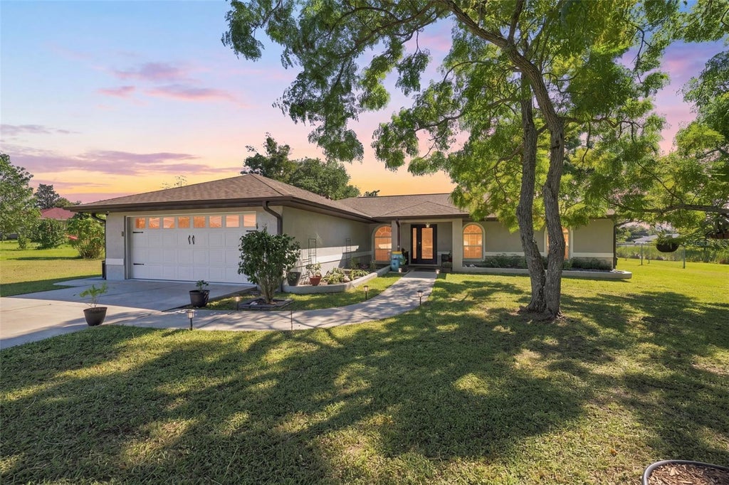 Photo of 8663 SE 60th Avenue, Ocala, FL 34472 (MLS # TB8535456)