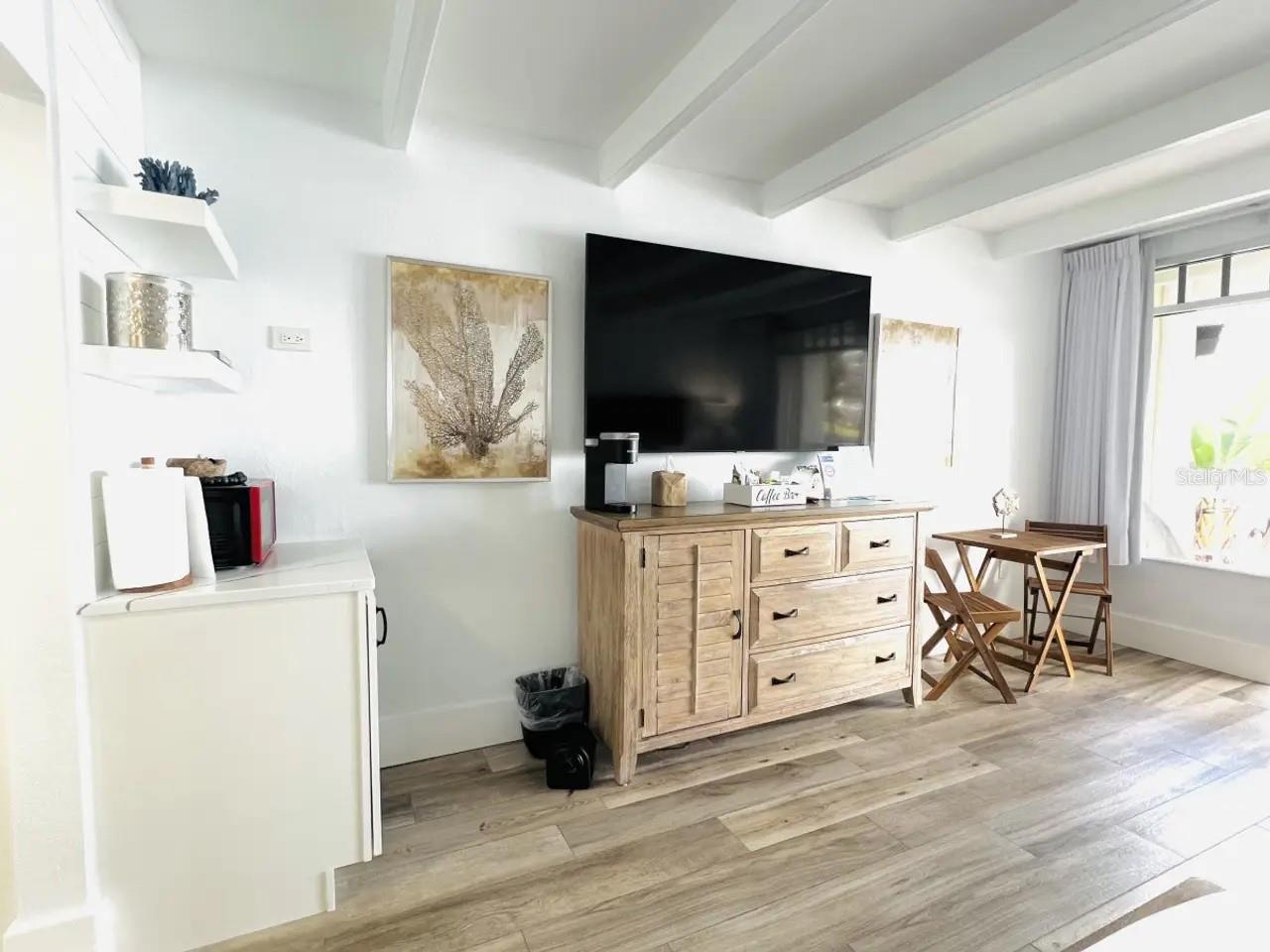 ISLAND RESORT AT MARINERS CLUB BAHIA BEACH - Residential