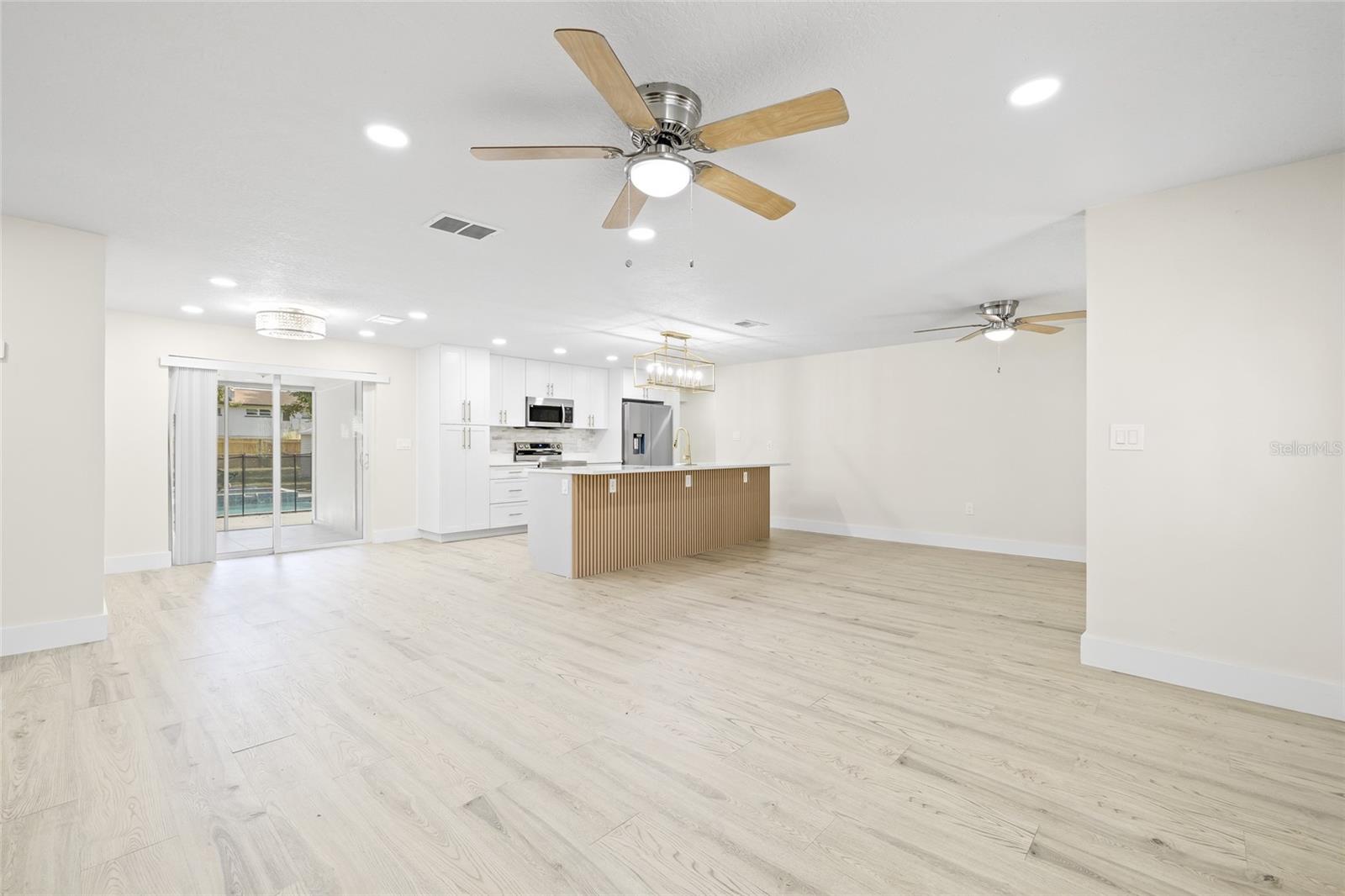 Casas a venda 4 - Jen Dantas 70 HORTON CIRCLE