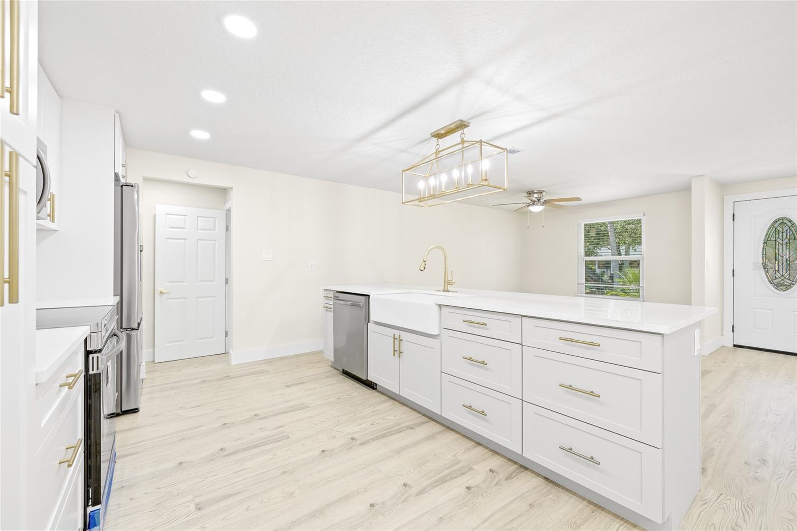 WEST BEARDED OAKS - Residential