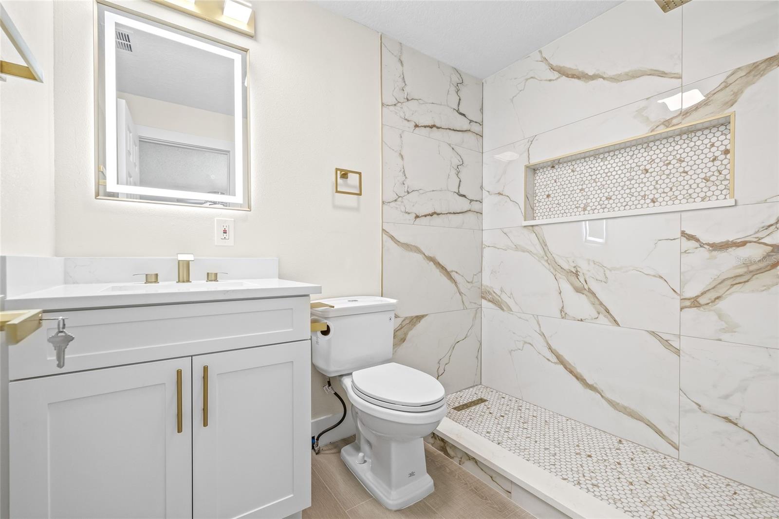 WEST BEARDED OAKS - Residential