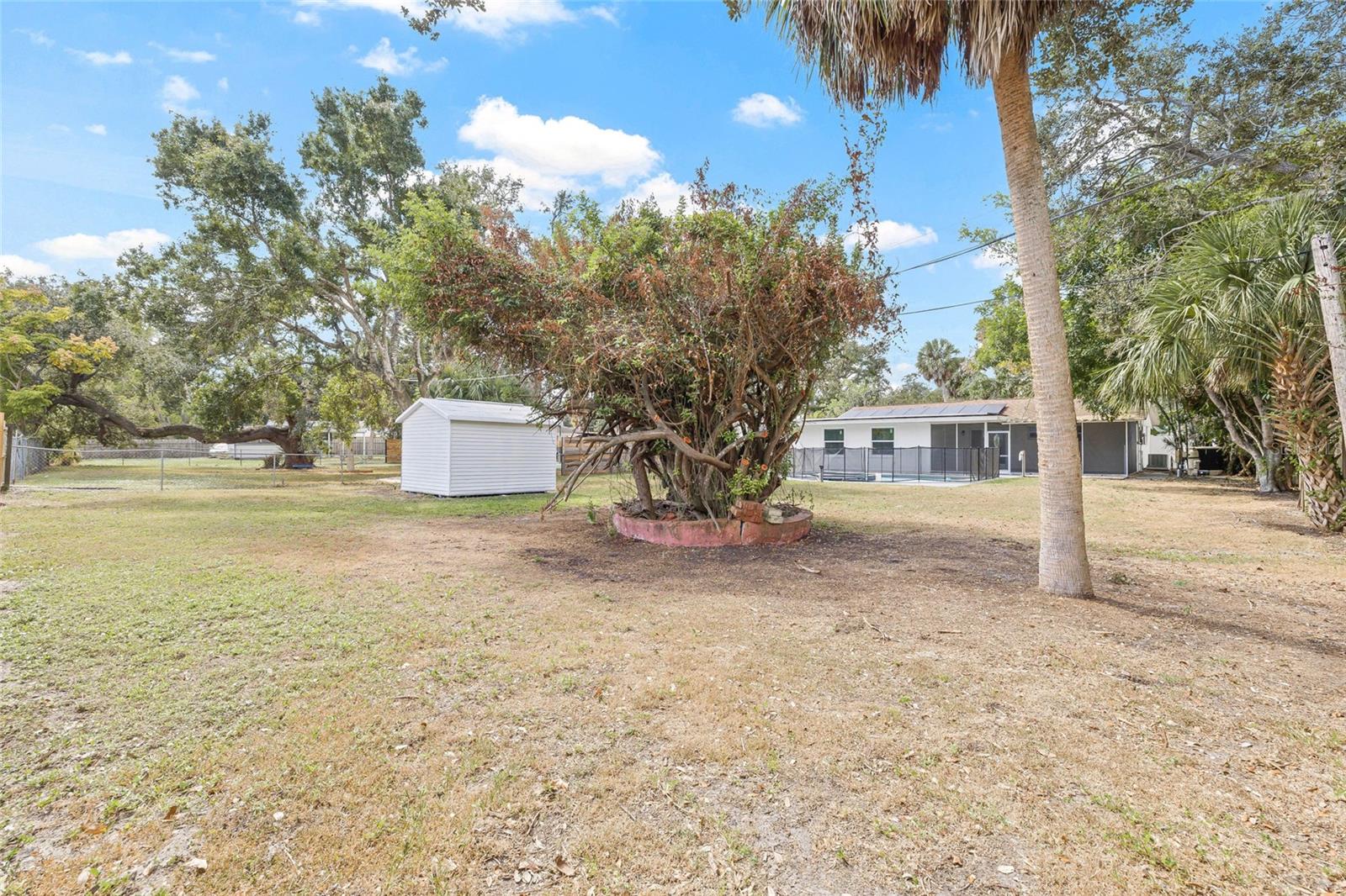 WEST BEARDED OAKS - Residential