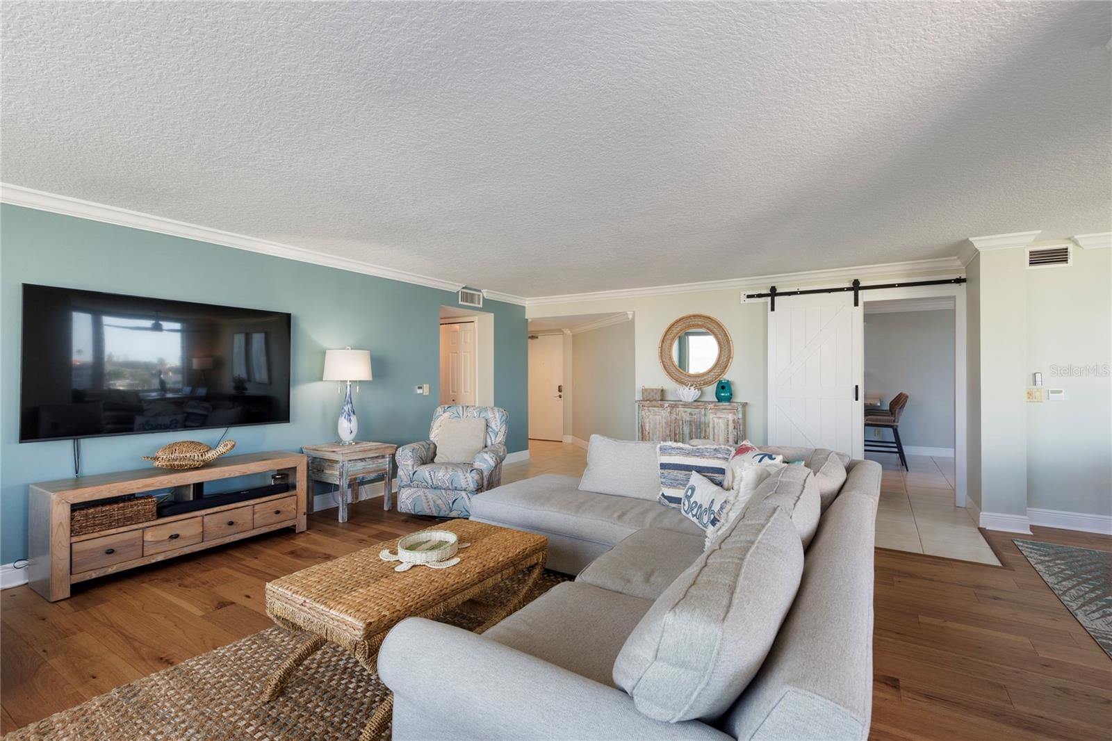 736 ISLAND WAY CONDO - Residential