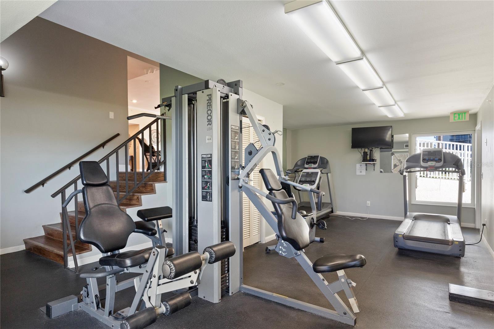 736 ISLAND WAY CONDO - Residential