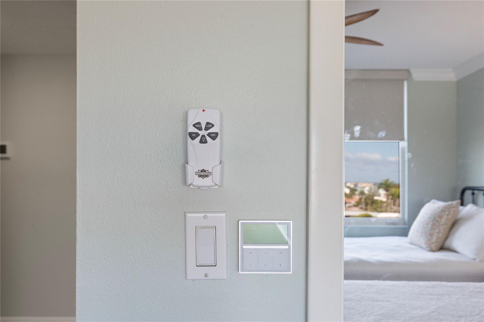 736 ISLAND WAY CONDO - Residential