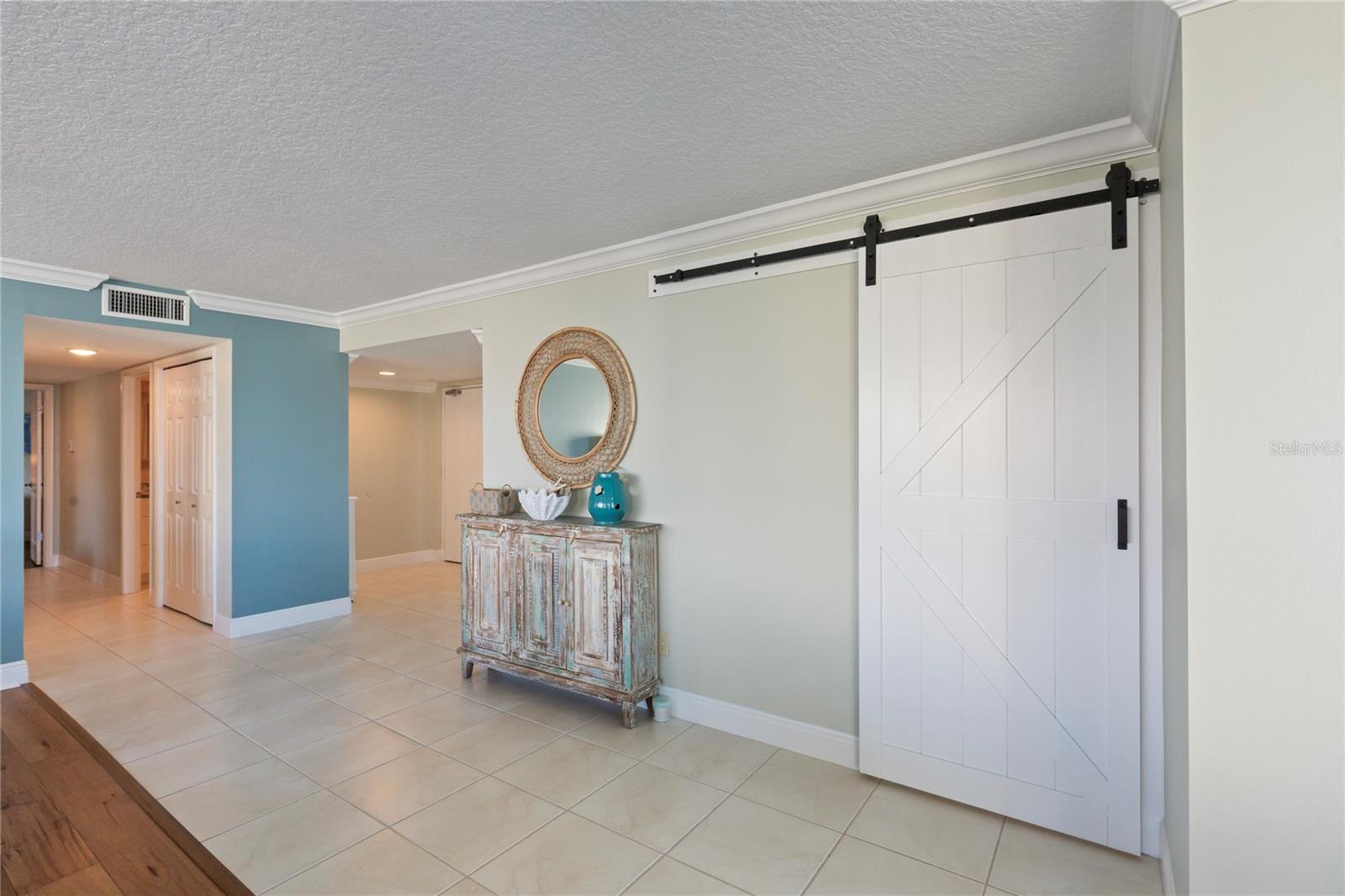 736 ISLAND WAY CONDO - Residential