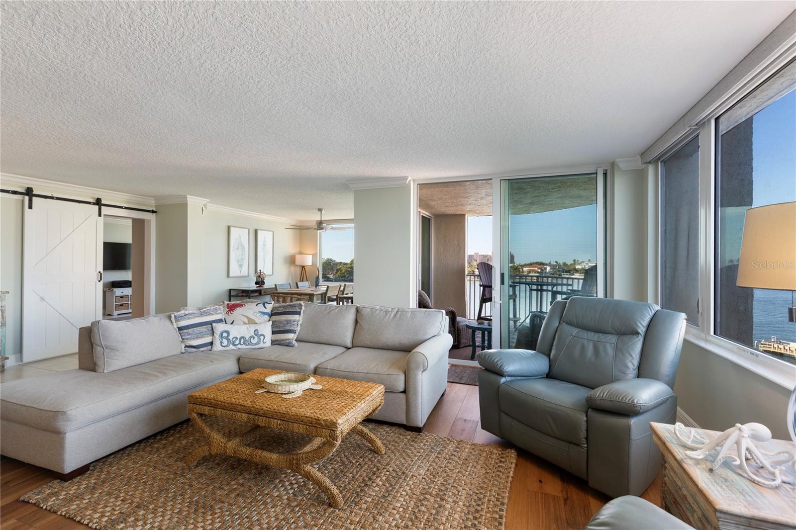736 ISLAND WAY CONDO - Residential