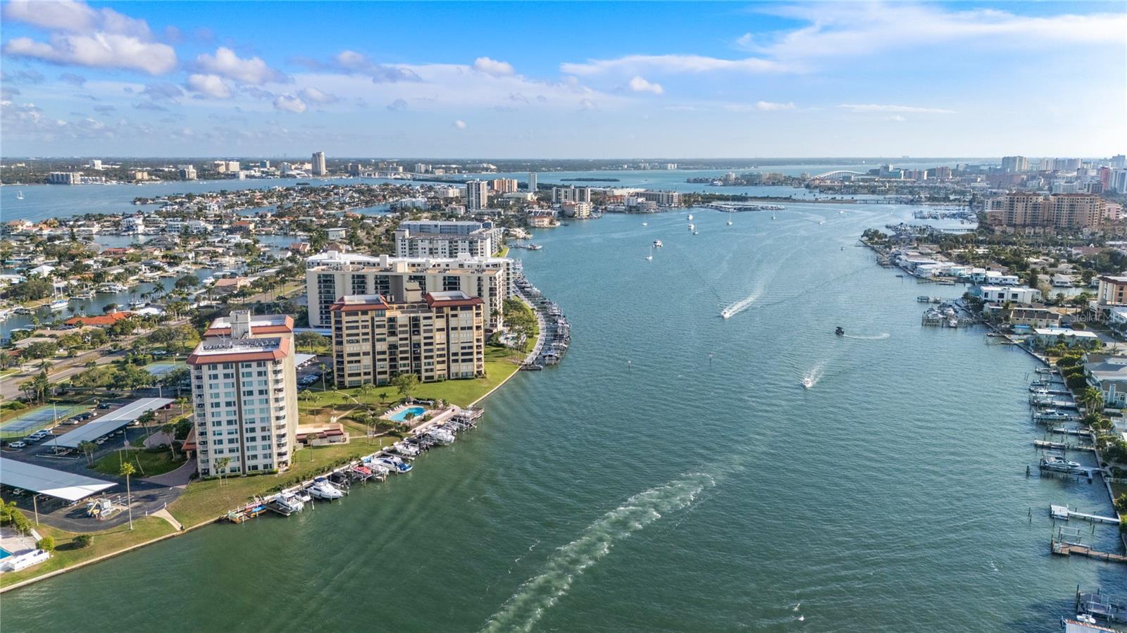 736 ISLAND WAY CONDO - Residential