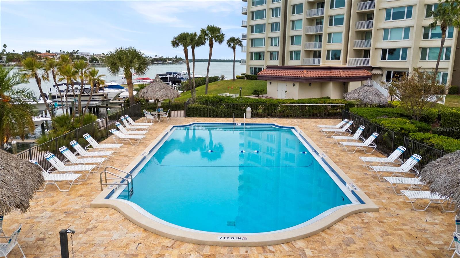 736 ISLAND WAY CONDO - Residential