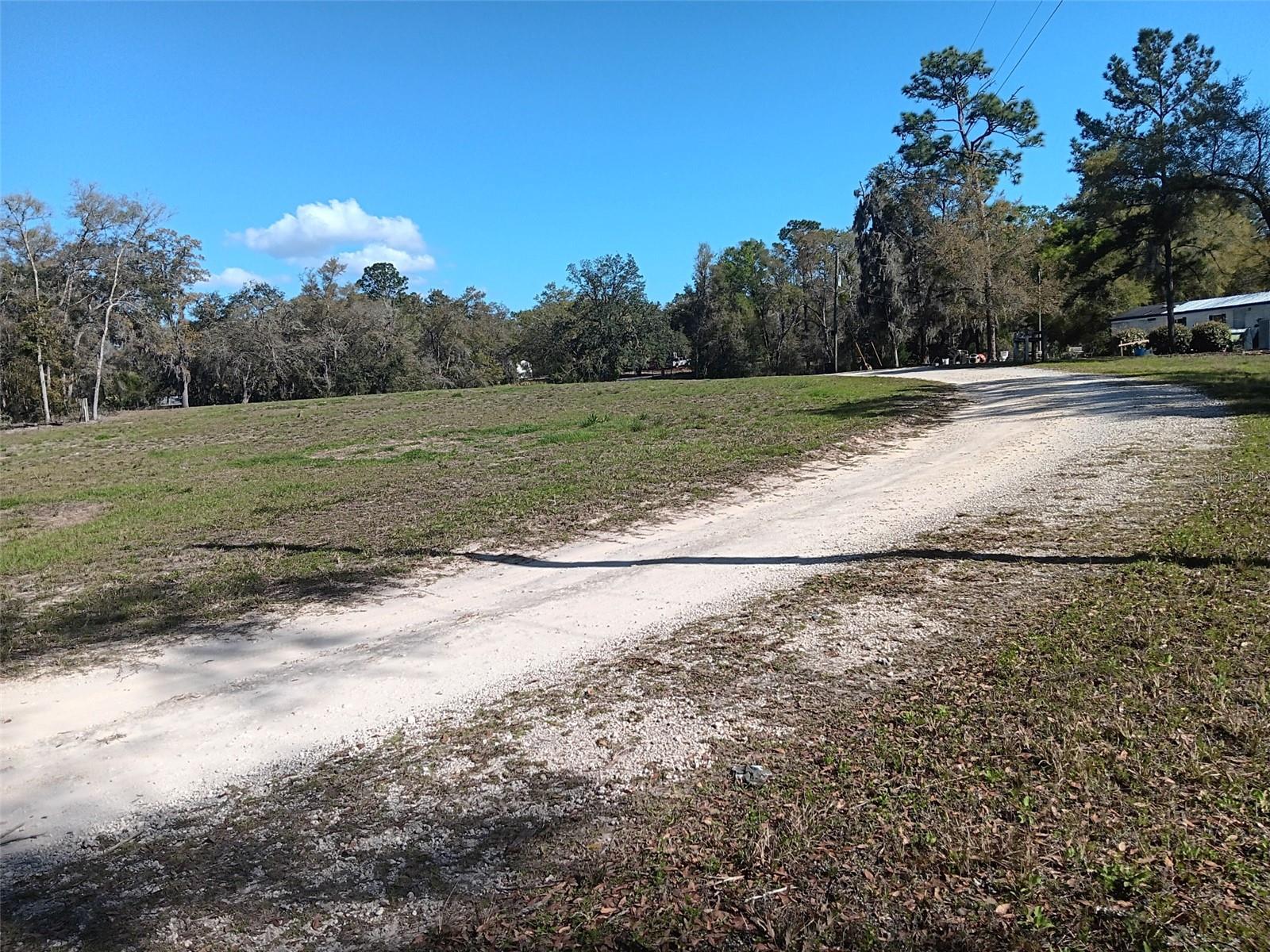 OAK FOREST ESTATES - Land