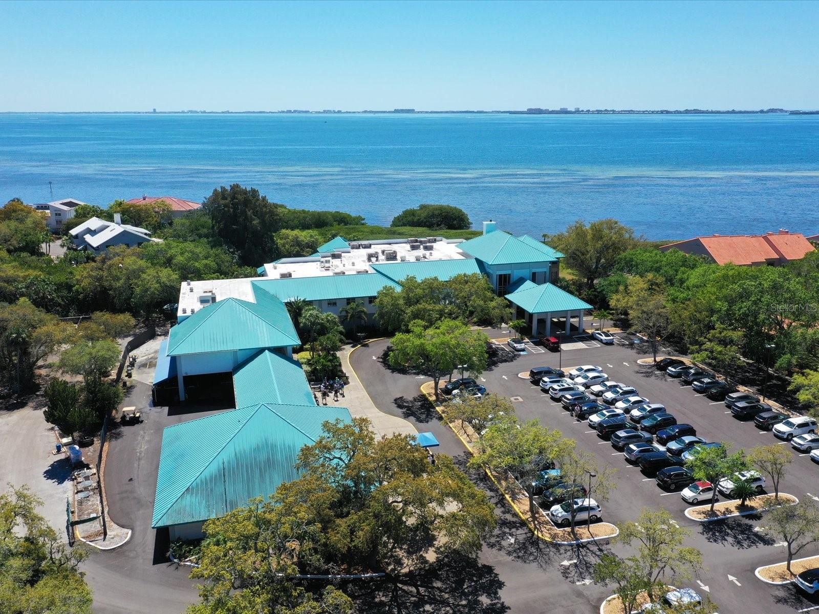 CONQUISTADOR BAY CLUB - Residential