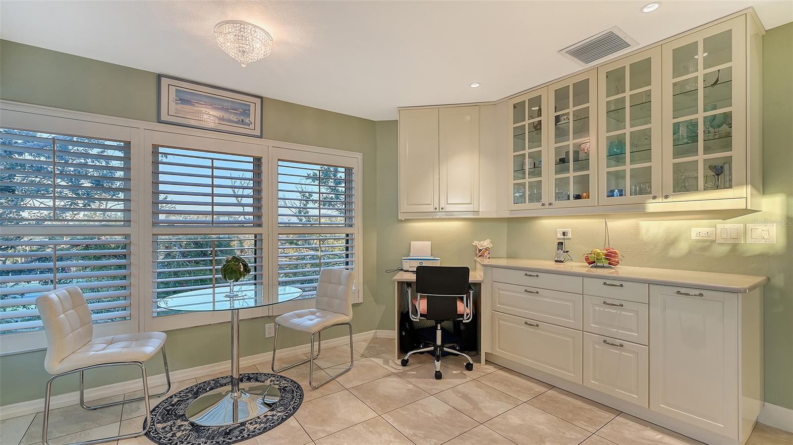 CONQUISTADOR BAY CLUB - Residential