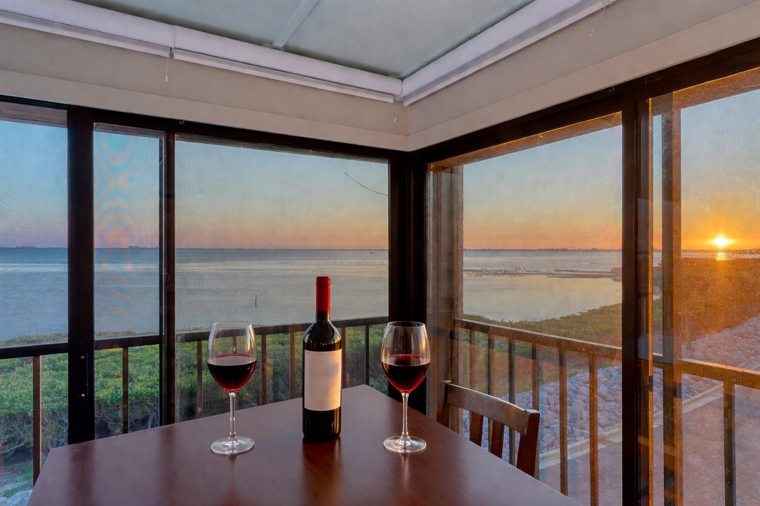 CONQUISTADOR BAY CLUB - Residential