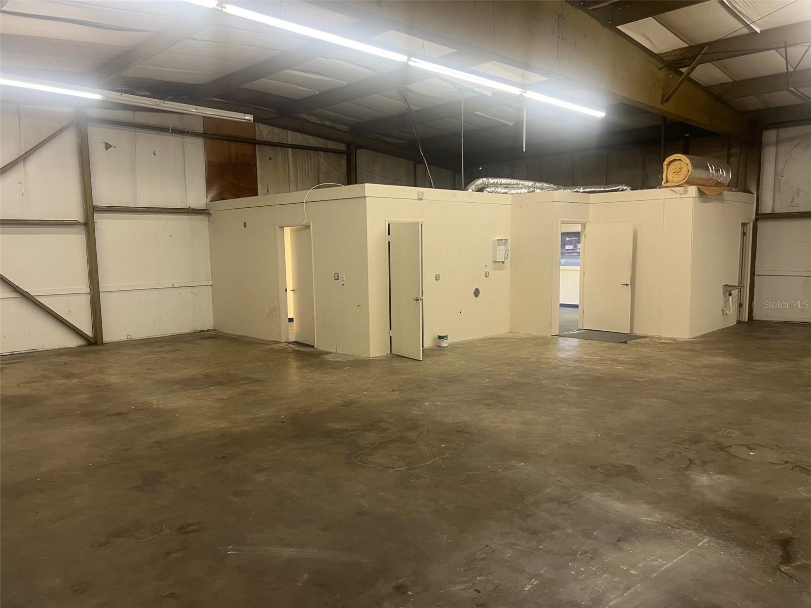 HUGH EDWARDS INDUS CTR - Commercial Lease