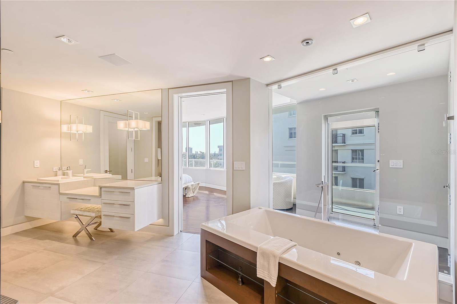 THE PHOENIX - Residential