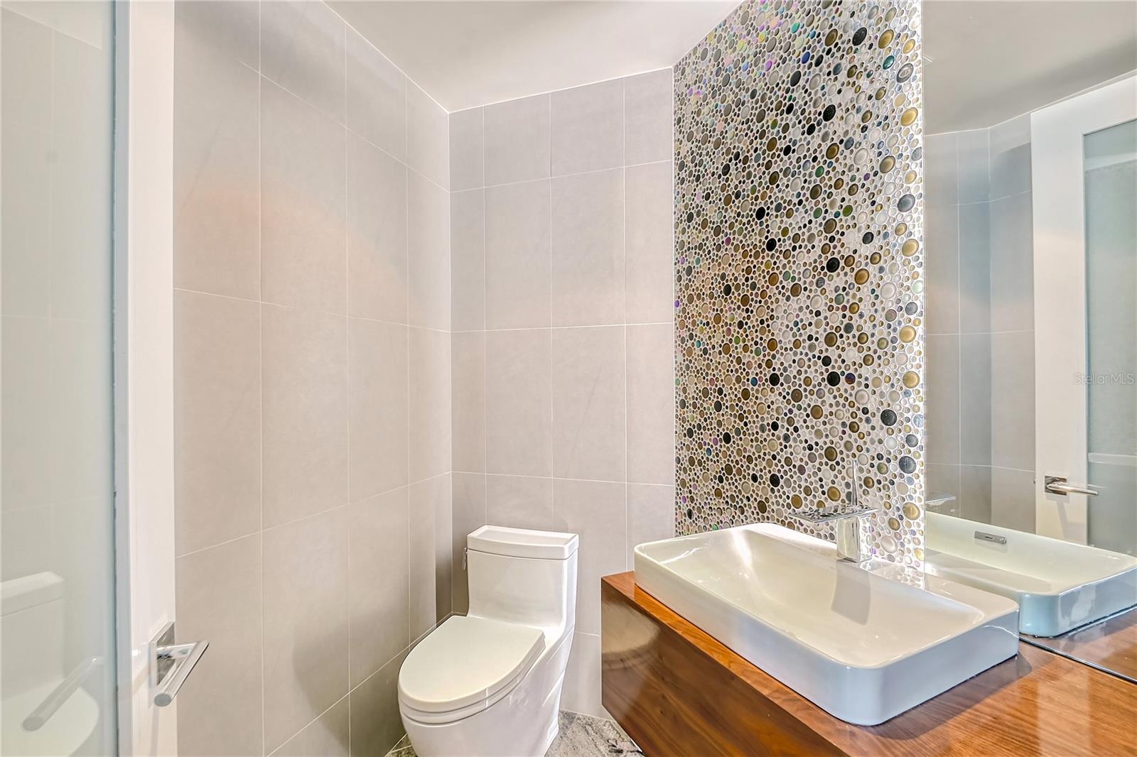 THE PHOENIX - Residential