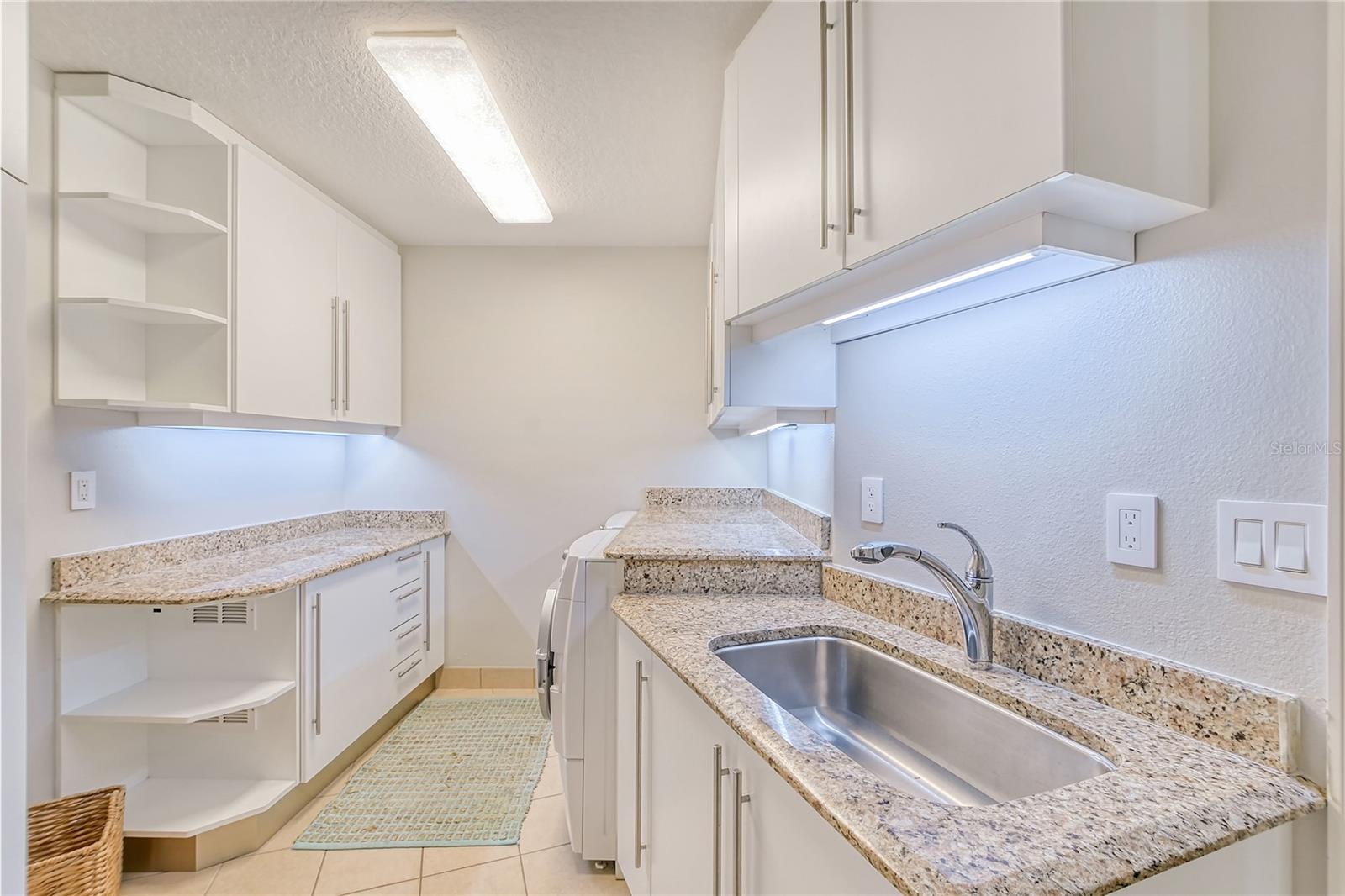 THE PHOENIX - Residential