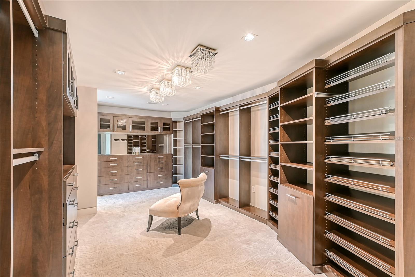 THE PHOENIX - Residential