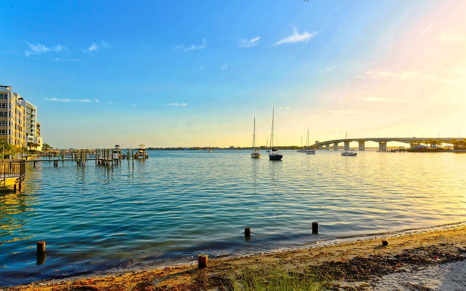 THE PHOENIX - Residential