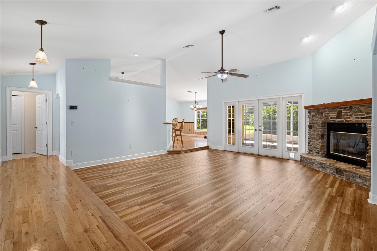 SUNDANCE RIDGE SUB - Residential