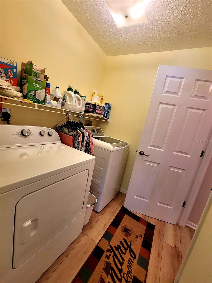 RAINBOW SPGS 05 REP - Residential