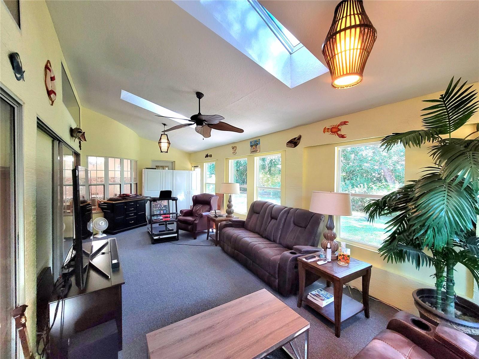 RAINBOW SPGS 05 REP - Residential